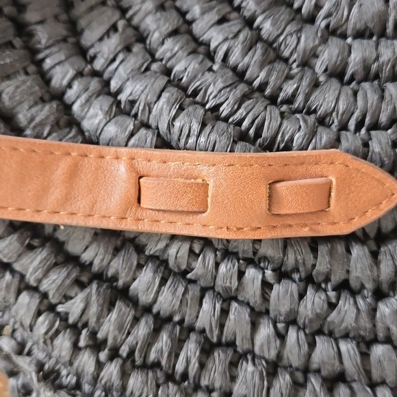 INC Straw and leather round bag - Picture 2 of 6